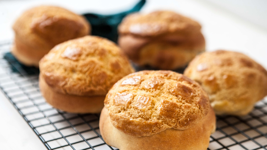 Regular Pineapple Bun